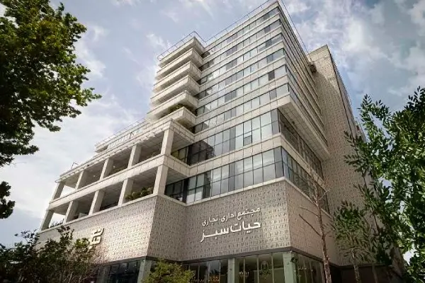 مکان های دیدنی نزدیک حیات سبز نیاوران