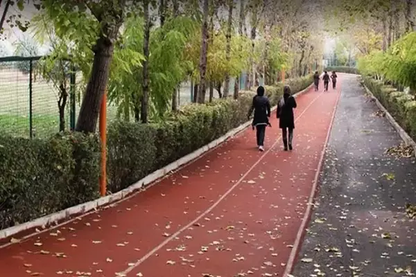 باشگاه انقلاب تهران کجاست
