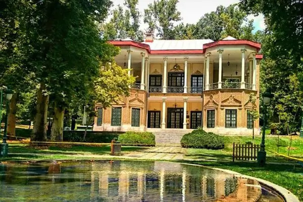 مکان های دیدنی نزدیک آوا سنتر