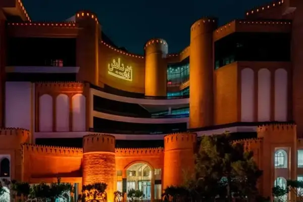 معماری نیایش مال
