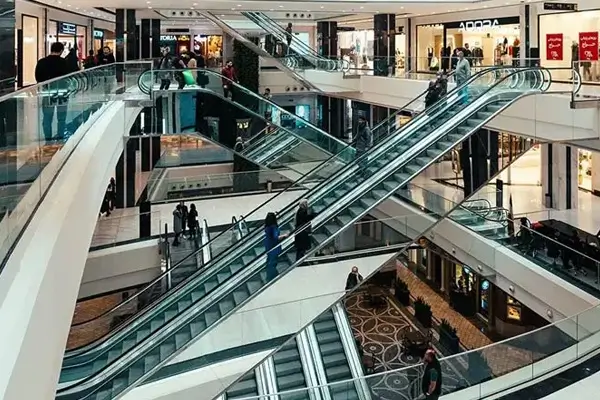 داخل نیایش مال