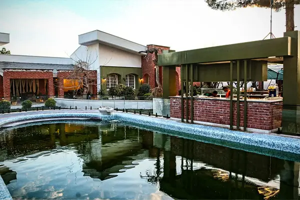 مجموعه گردشگری باغمان میثم خان