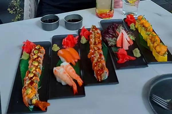 سوشی ناکایا تهران