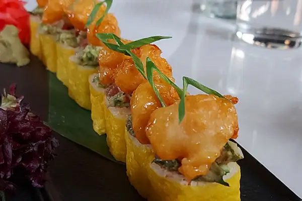 سوشی ناکایا