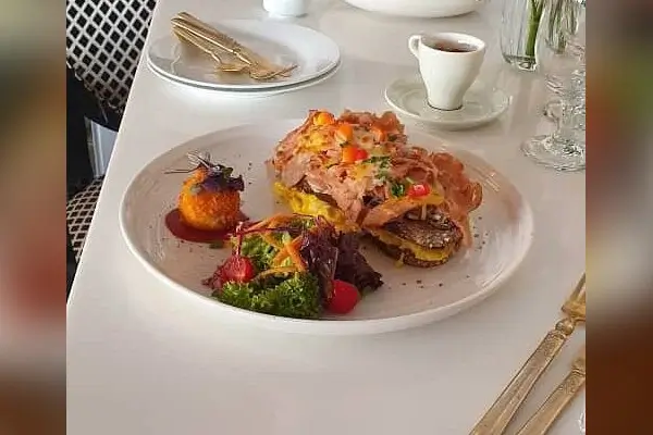 بهترین غذا شاندیز گالریا