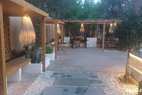 کافه رستوران نوآ